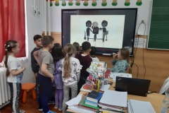 21874f3b-16f2-465d-b789-9c8d5e751dd8