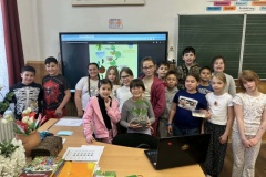 e0057556-966c-4598-8cc0-9e69d68e5fa0