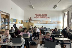 29f9e498-e0f7-4d5a-b31b-0ee3b13f99c8