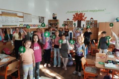 5abe807b-5535-4b76-a386-111d32700f81