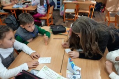 b101915a-52af-47e1-ba33-bd4d7c008611