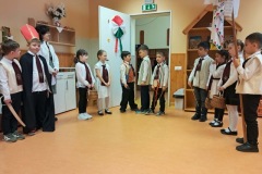 4c8a06de-4c32-4be8-909c-cfd3ac2ad1f3