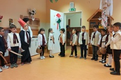 ff70f7de-b05a-4837-bc3b-6756fd4d51d4