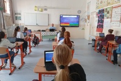 879437dc-3504-4eb4-b13e-7f185d6dbd36