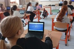 bef0c696-b16c-45bd-b38f-574ea7dd1d4e