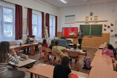 c6e39755-8a18-4c68-b457-763562ac72c2